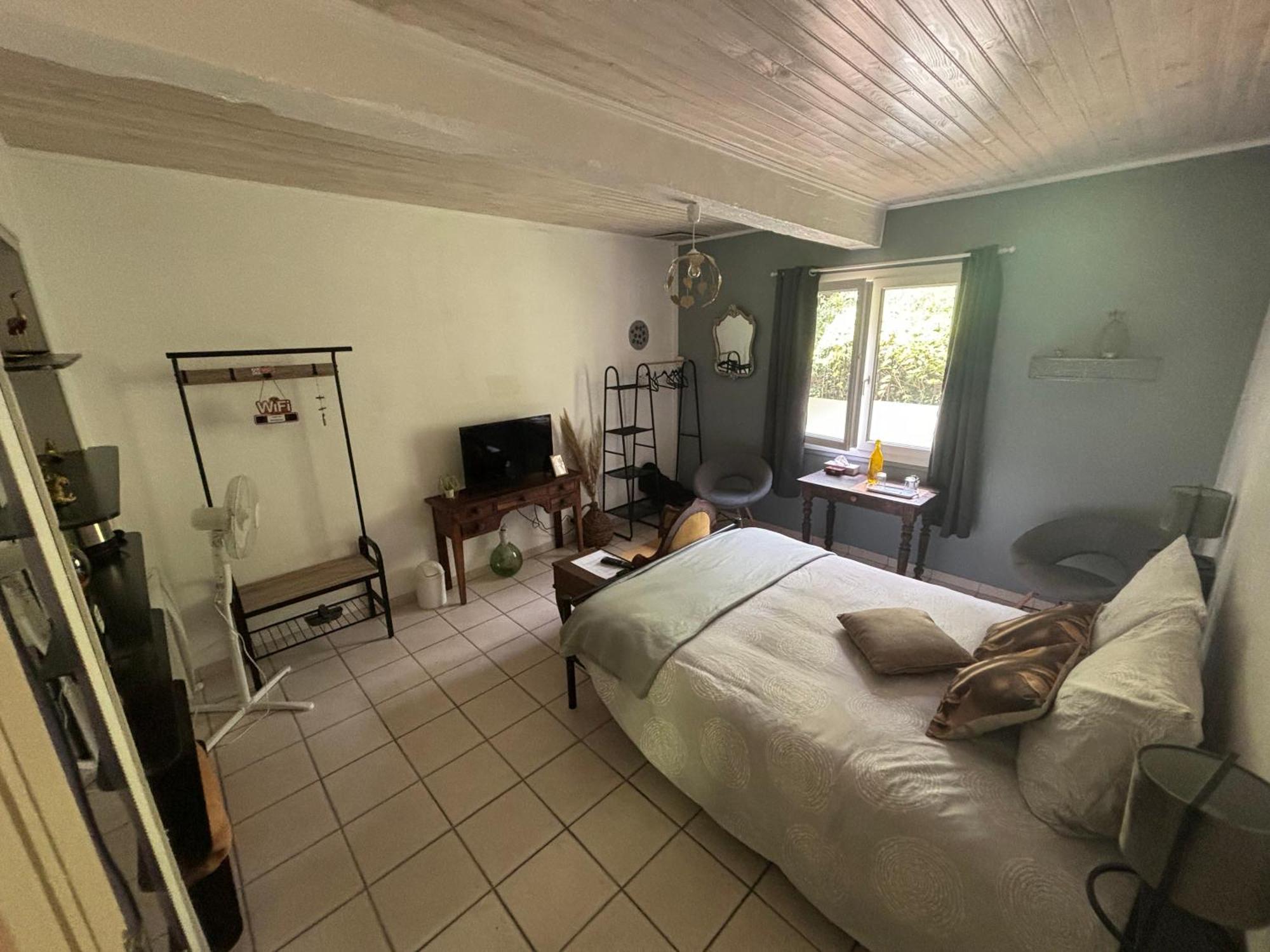 Domaine Pierrot Bed & Breakfast Laujuzan Luaran gambar